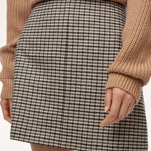 Aritzia Wilfred classic mini skirt